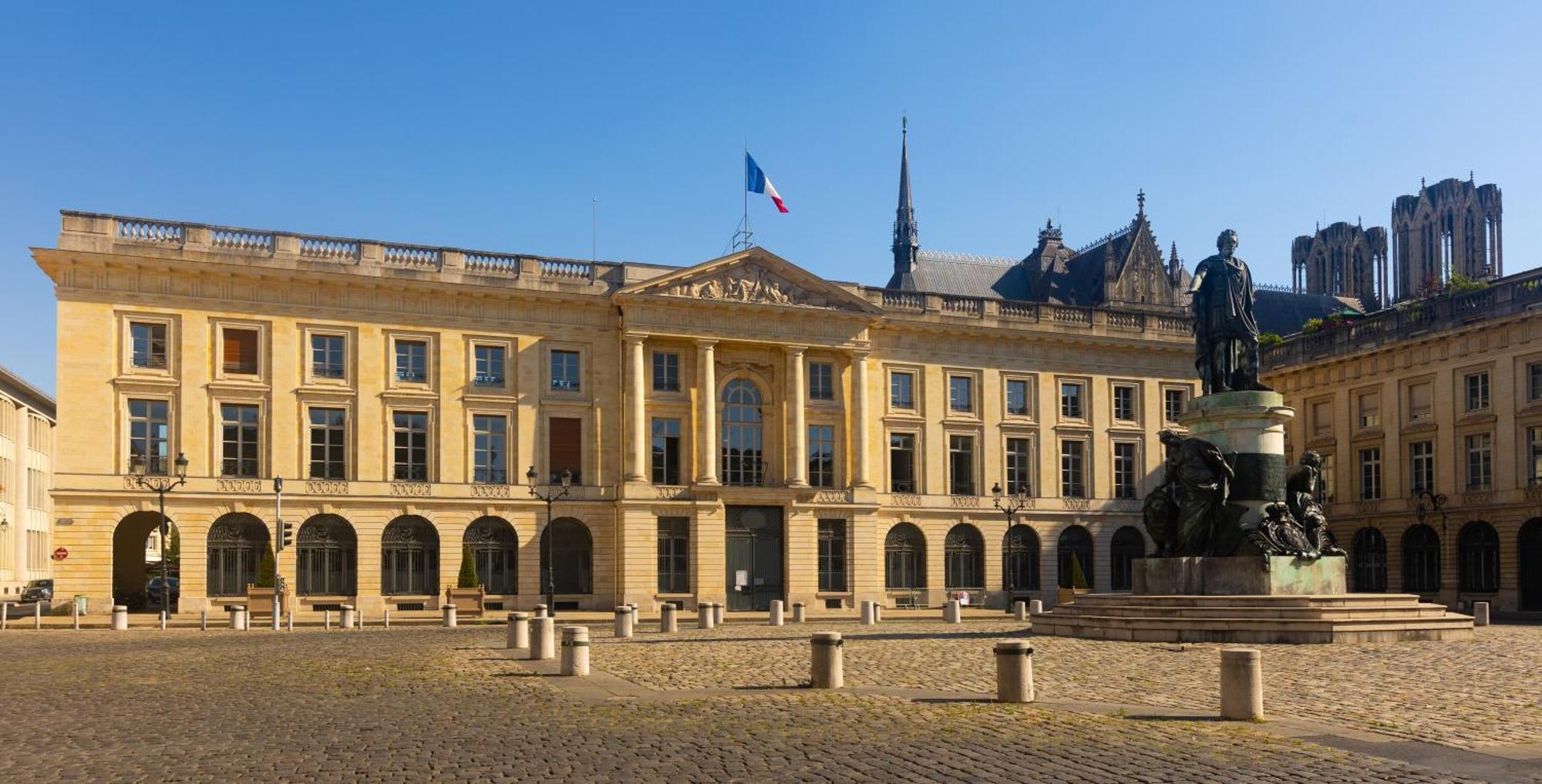 Le Zola - Charmant 2 Chambres - Centre Gare رانس المظهر الخارجي الصورة